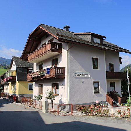 Haus Pitzer/Apartments Troicher Schladming Exterior photo